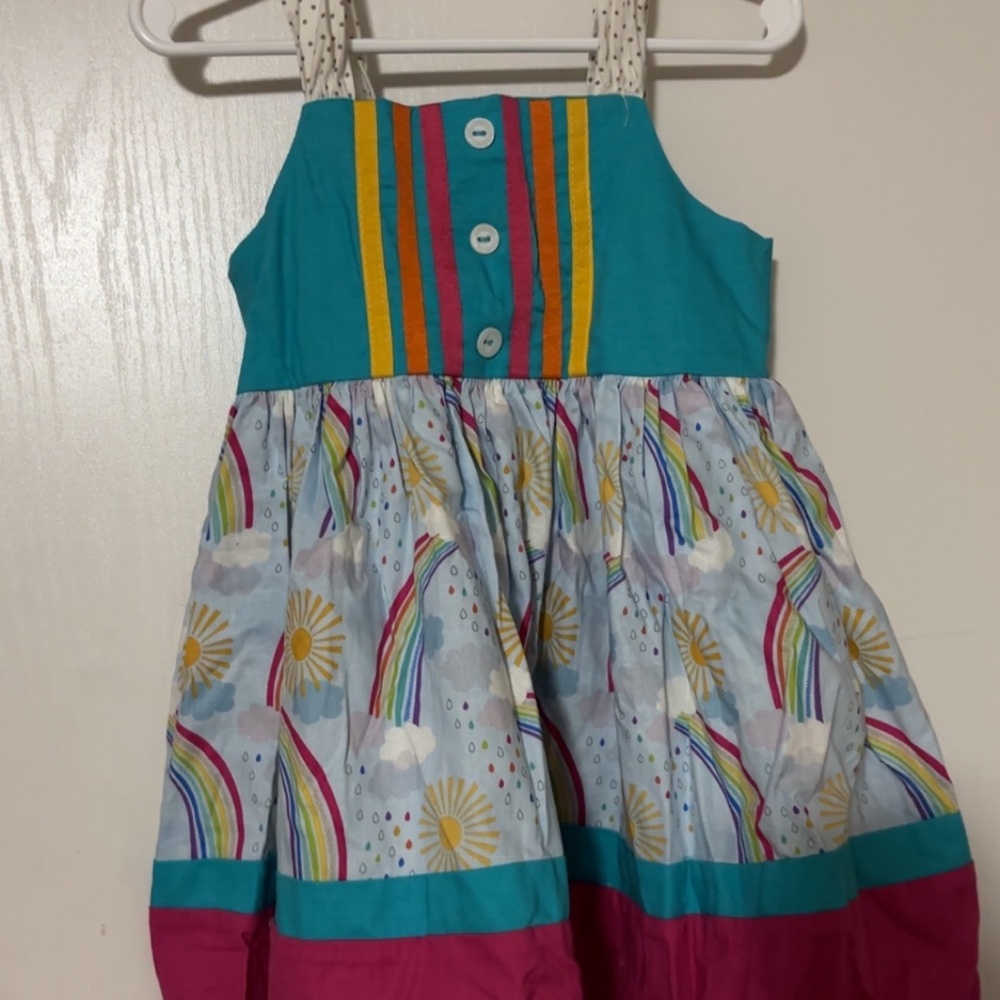 Girl’s dress